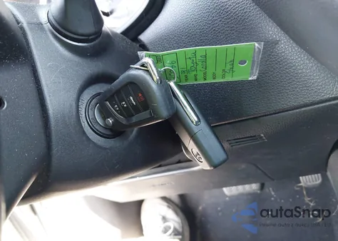 2021 Toyota Corolla Le z USA, uszkodzony, nr VIN 5YFEPMAE9MP195871